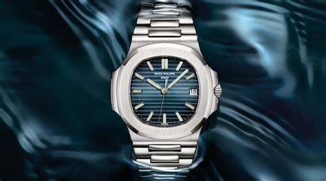 dong ho patek philippe nautilus.